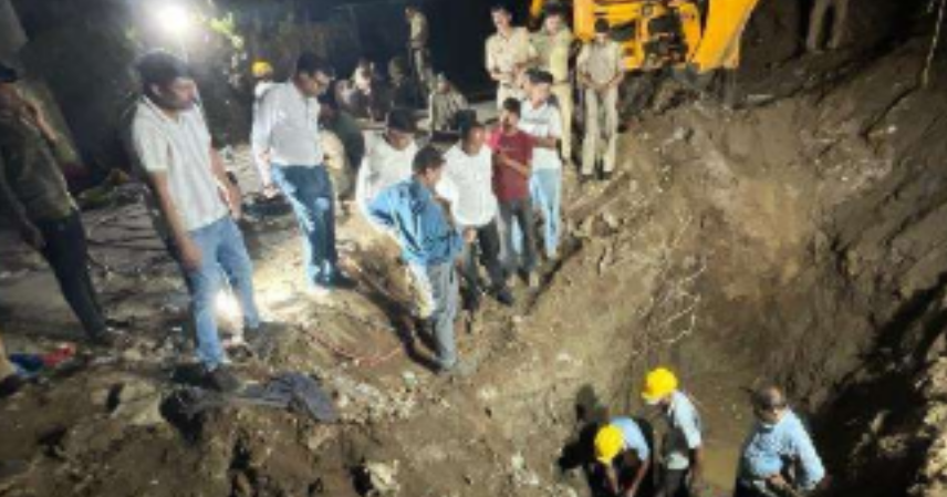 नमुमपा मोरबे धरणाच्या मुख्य जलवाहिनीवरील देवद-विचुंबे येथील अनधिकृत नळजोडणी खंडीत करण्याची धडक कारवाई newspaper 2026 06 22t110521.145