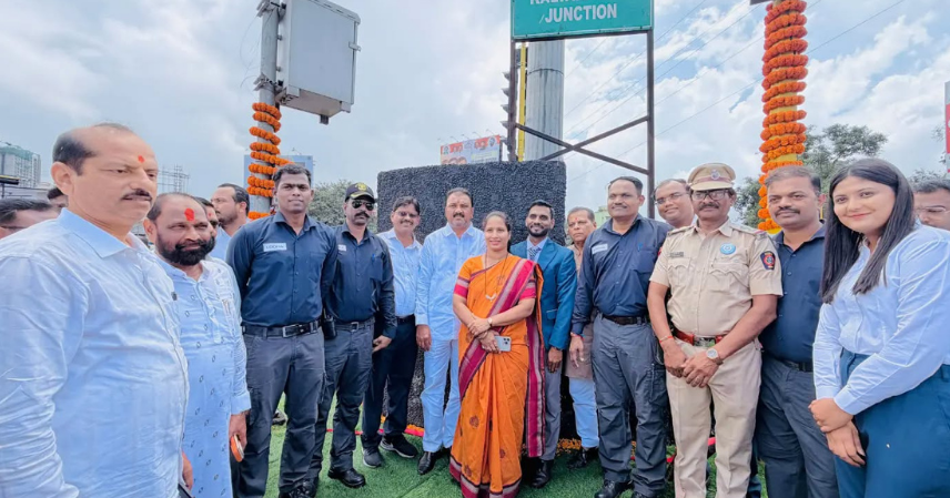 कल्याण फाटावर सिग्नल यंत्रणा सुरू झाल्याने वाहतूक कोंडीपासून नागरिकांना मिळणार दिलासा कल्याण फाटावर सिग्नल यंत्रणा सुरू झाल्याने वाहतूक कोंडीपासून नागरिकांना मिळणार दिलासा