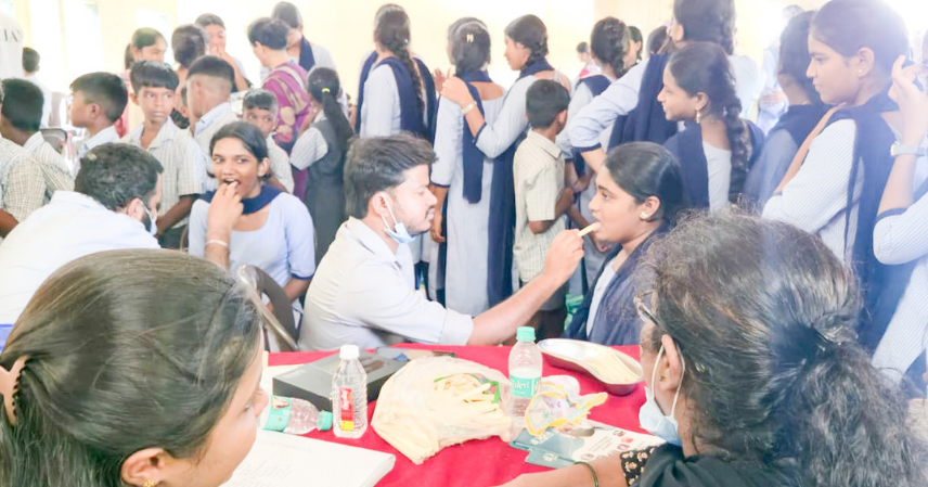 मोफत आरोग्य व रक्तगट तपासणी शिबिर