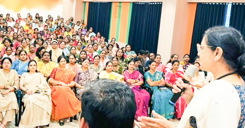 ३५० हून अधिक महिलांनी घेतली अन्न प्रक्रिया उद्योग-व्यवसायाची माहिती